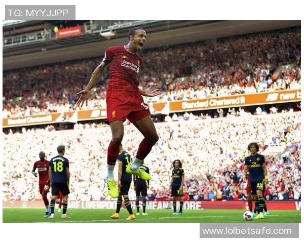 国王杯激战曼联大胜利物浦绝杀时刻引发争议判罚全场沸腾